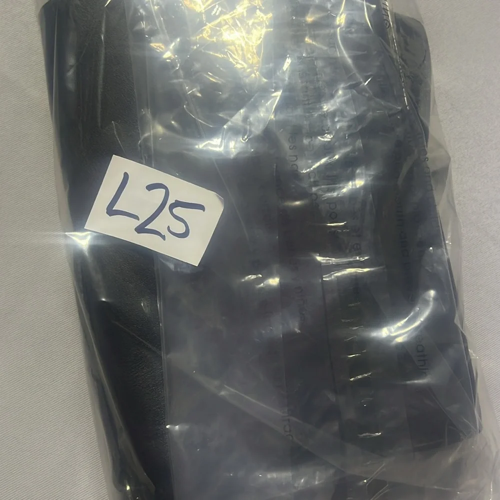 Nisolo Cleo convertible leather purse - Picture 12 of 12